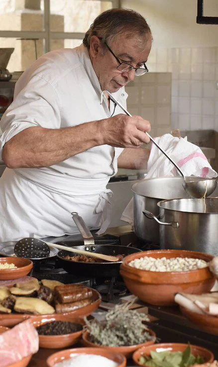 Livre Le Cassoulet Recettes et Récits par Jean-Claude Rodriguez - Gérard Bertrand