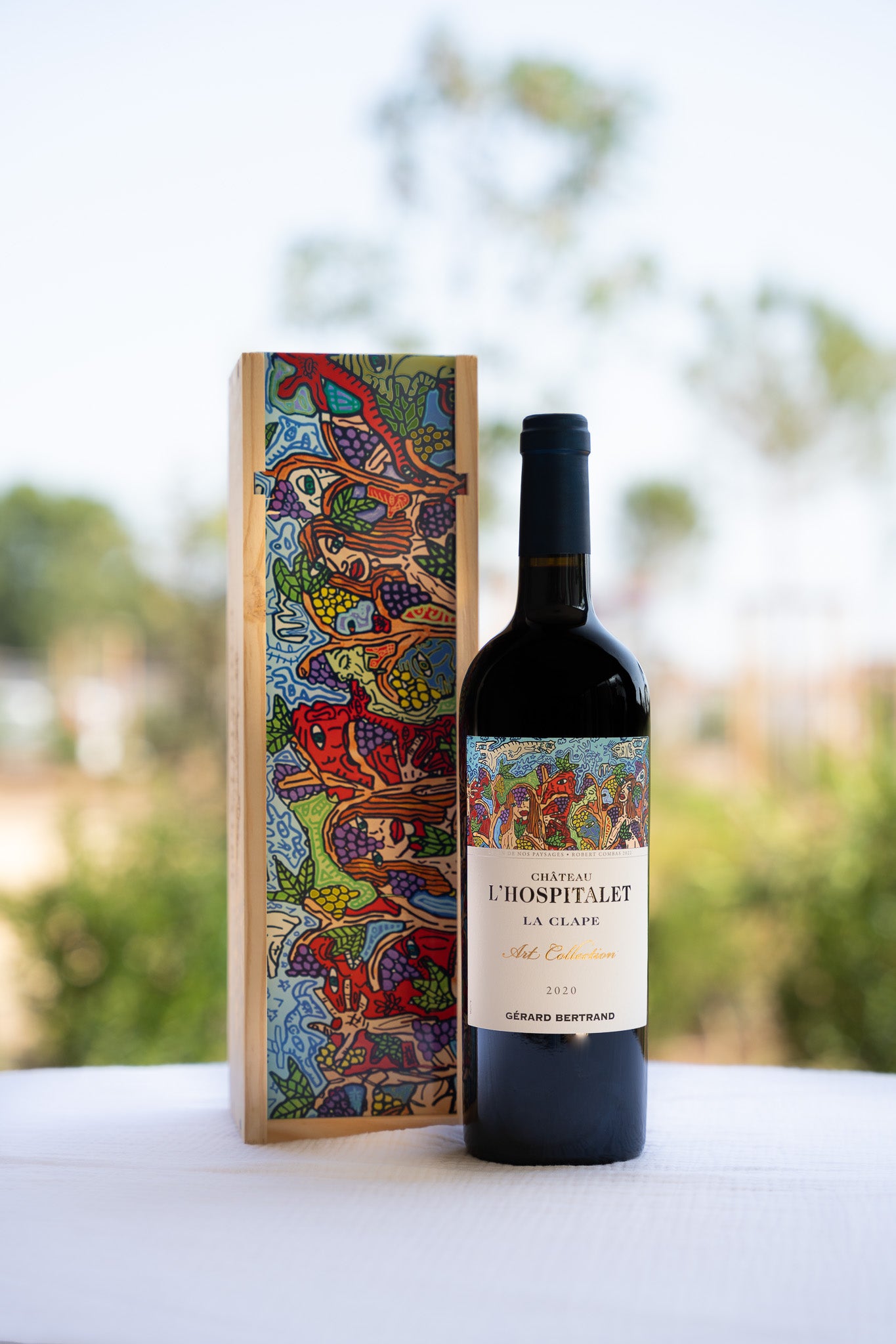 CHÂTEAU L’HOSPITALET ART COLLECTION Coffret Unitaire 75cl 2020 -  « LE VIN DE NOS PAYSAGES » ROBERT COMBAS - Gérard Bertrand 