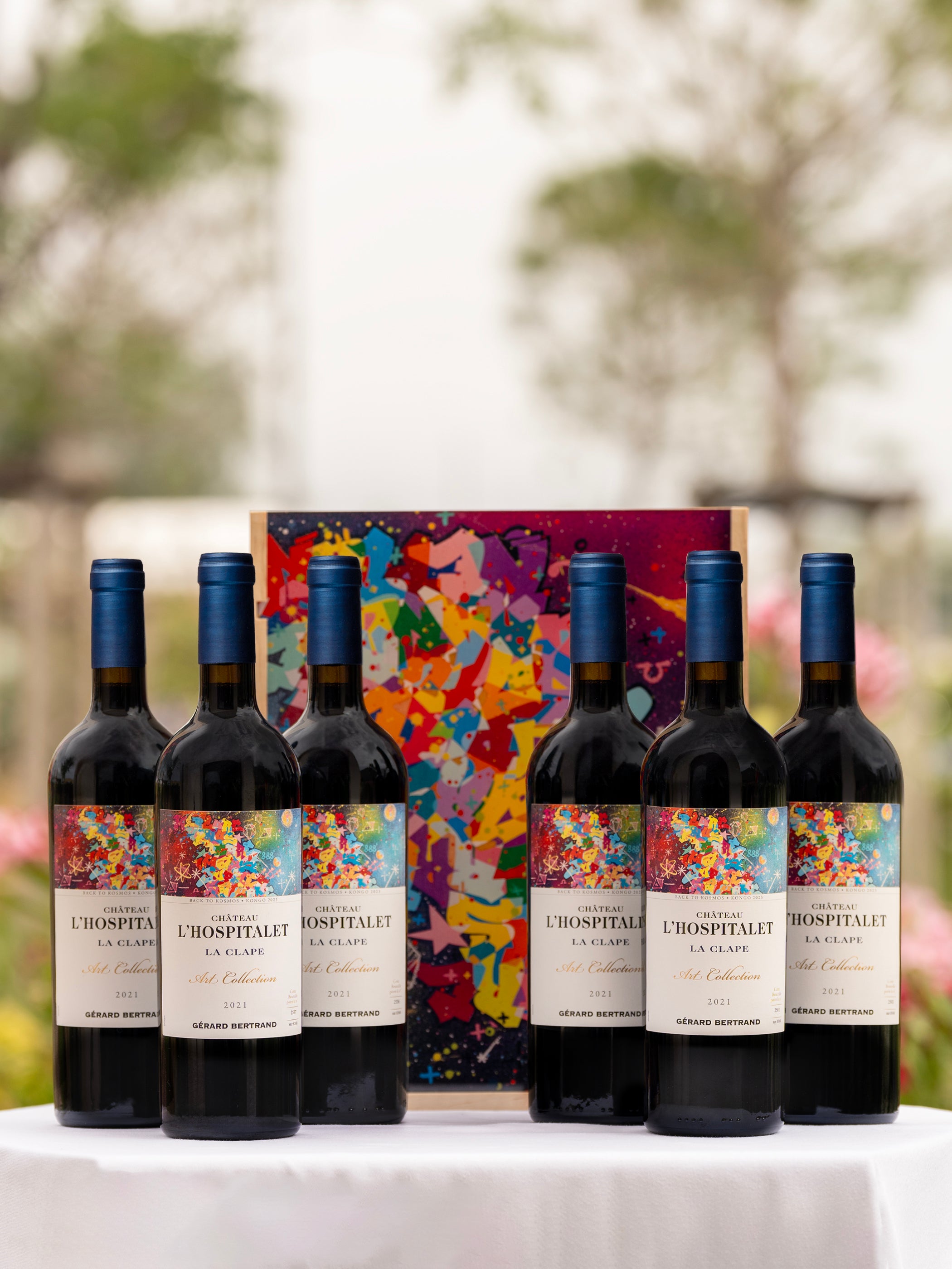 CHÂTEAU L’HOSPITALET ART COLLECTION Coffret 6x75cl 2021 -  « BACK TO COSMOS » CYRIL KONGO - Gérard Bertrand 