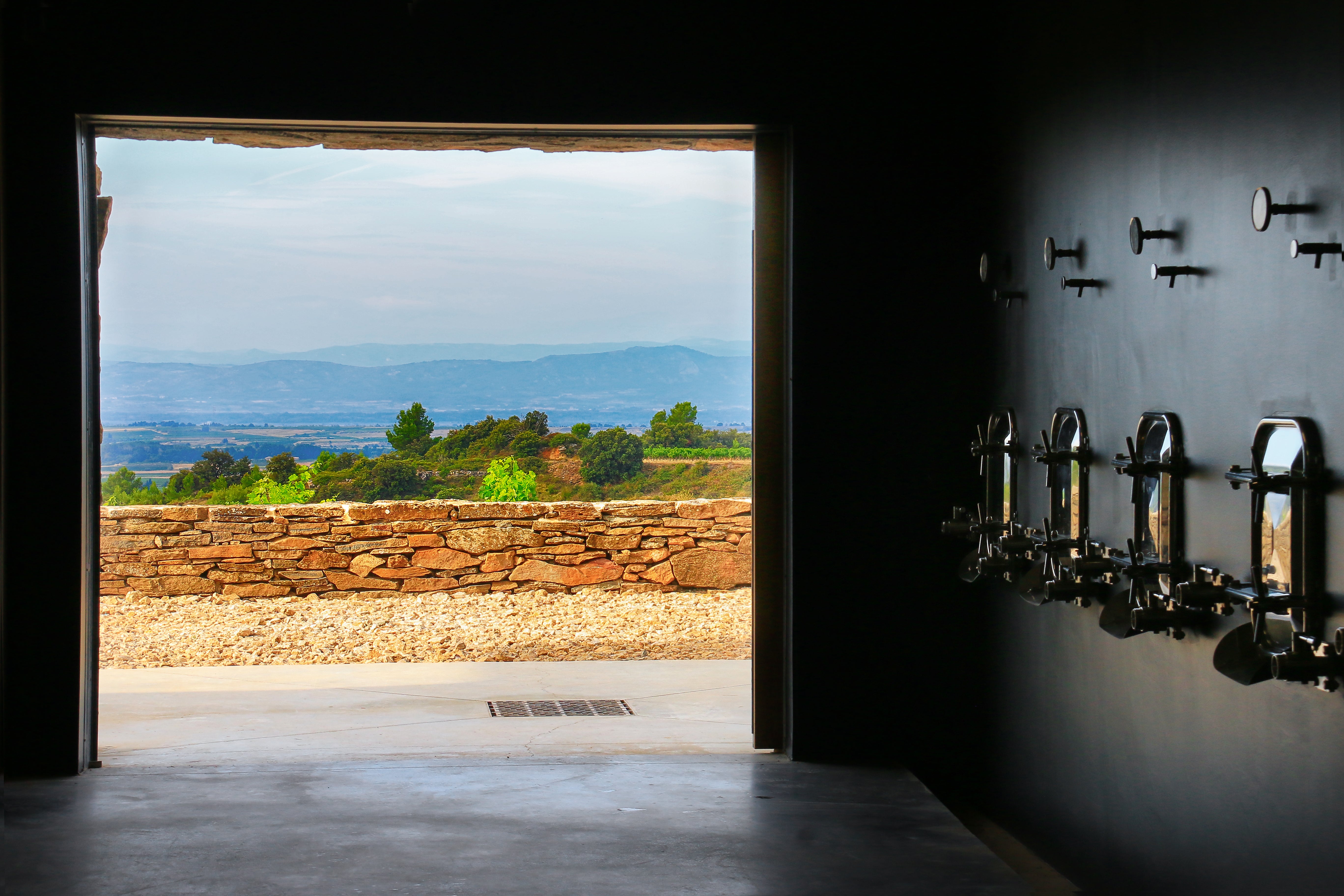 Clos d'Ora 2018 75cl caisse bois unitaire vin rouge iconique - Gérard Bertrand 